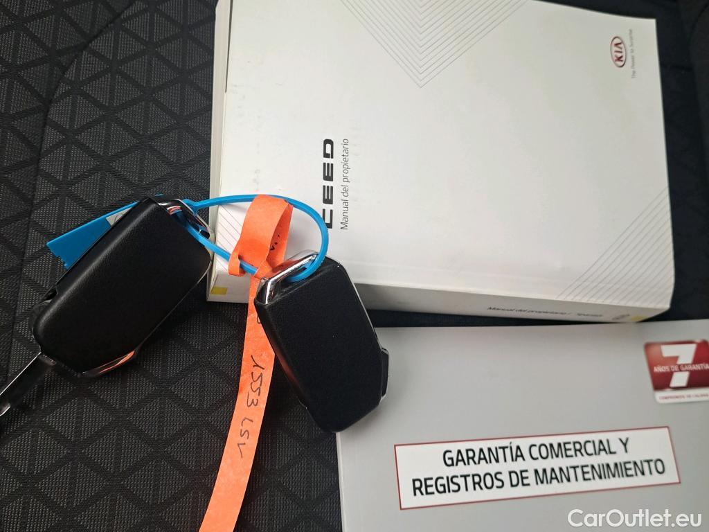  KIA  XCeed KIA  / 2019 / 5P / todoterreno 1.0 T-GDi Drive 88kW (120CV) #9
