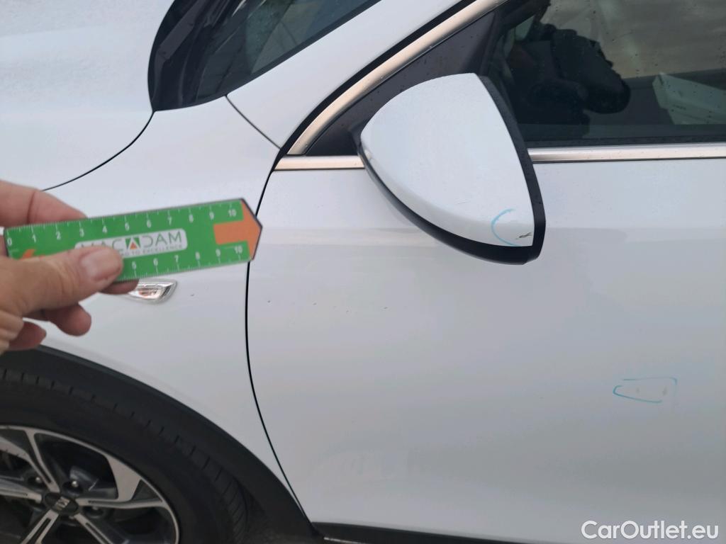  KIA  XCeed KIA  / 2019 / 5P / todoterreno 1.0 T-GDi Drive 88kW (120CV) #34