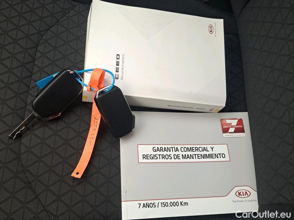  KIA  XCeed KIA  / 2019 / 5P / todoterreno 1.0 T-GDi Drive 88kW (120CV) #8