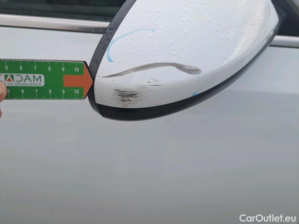  KIA  XCeed KIA  / 2019 / 5P / todoterreno 1.0 T-GDi Drive 88kW (120CV) #23
