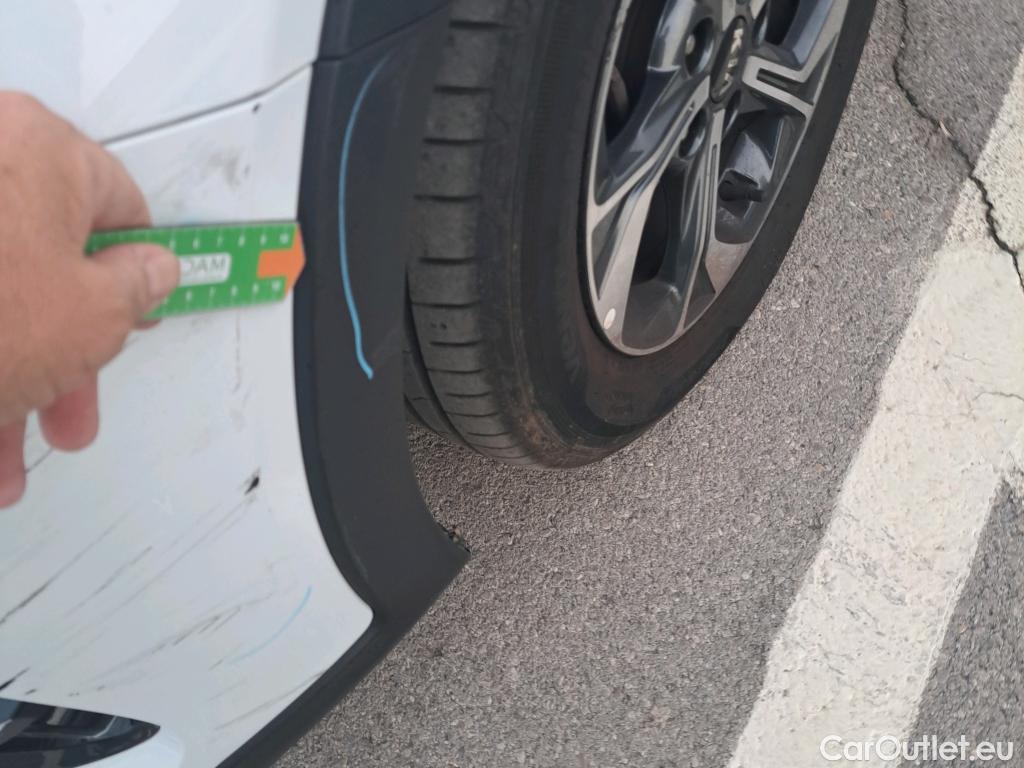  KIA  XCeed KIA  / 2019 / 5P / todoterreno 1.0 T-GDi Drive 88kW (120CV) #25