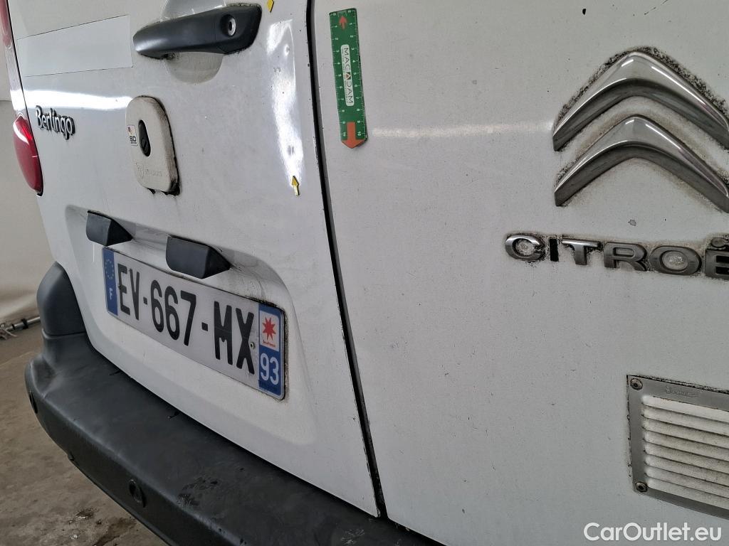  Citroen  Berlingo  Fourgon Club L1 (Court) 1.6 BlueHDi 100CV BVM6 E6 #44