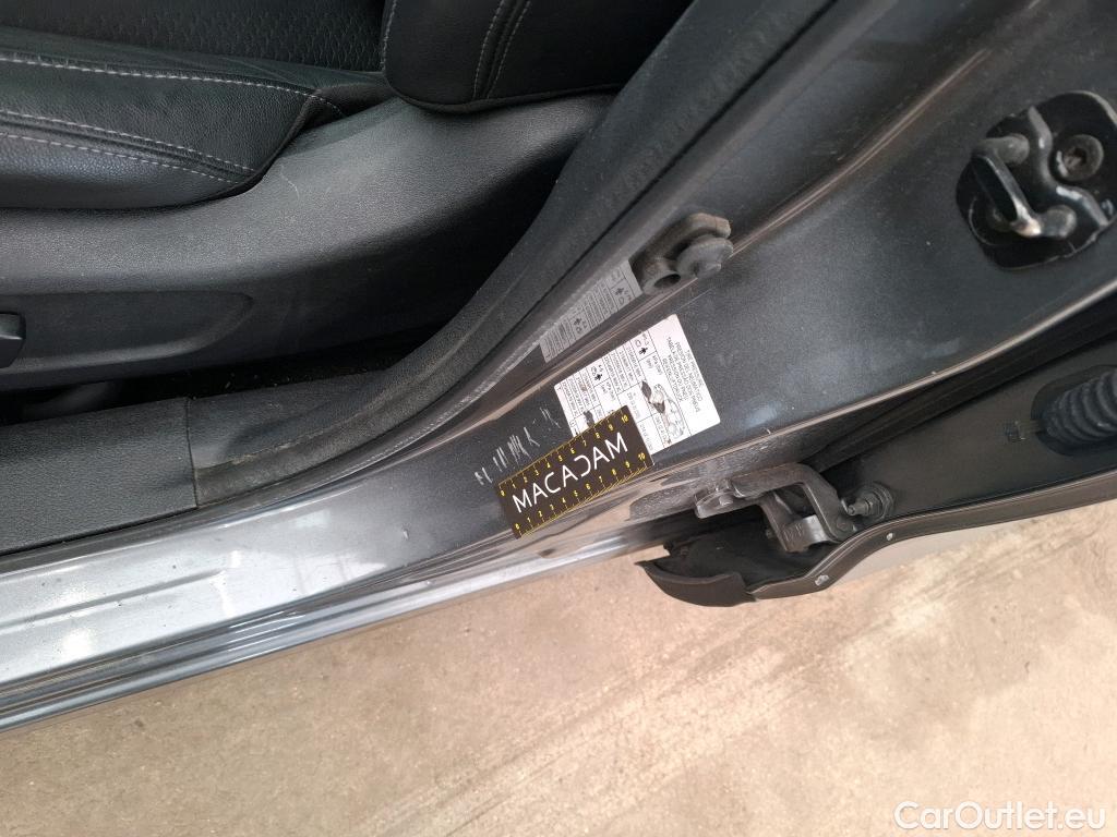  Nissan  Qashqai NISSAN  5p Crossover 1.2 DIG-T 115 Xtronic Tekna #70