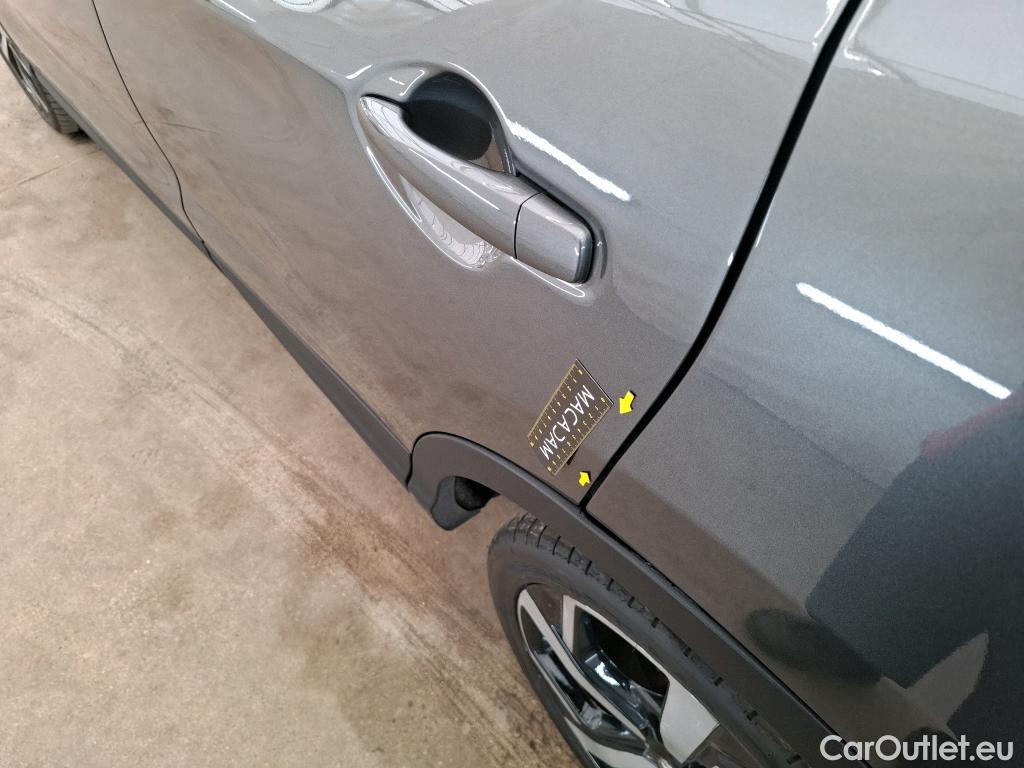  Nissan  Qashqai NISSAN  5p Crossover 1.2 DIG-T 115 Xtronic Tekna #3