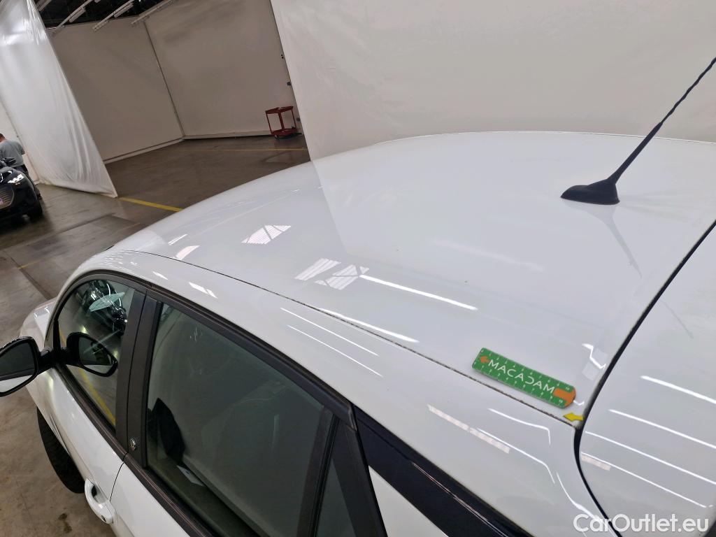  Opel  Corsa  F e Edition Business 50kWh BVA #20