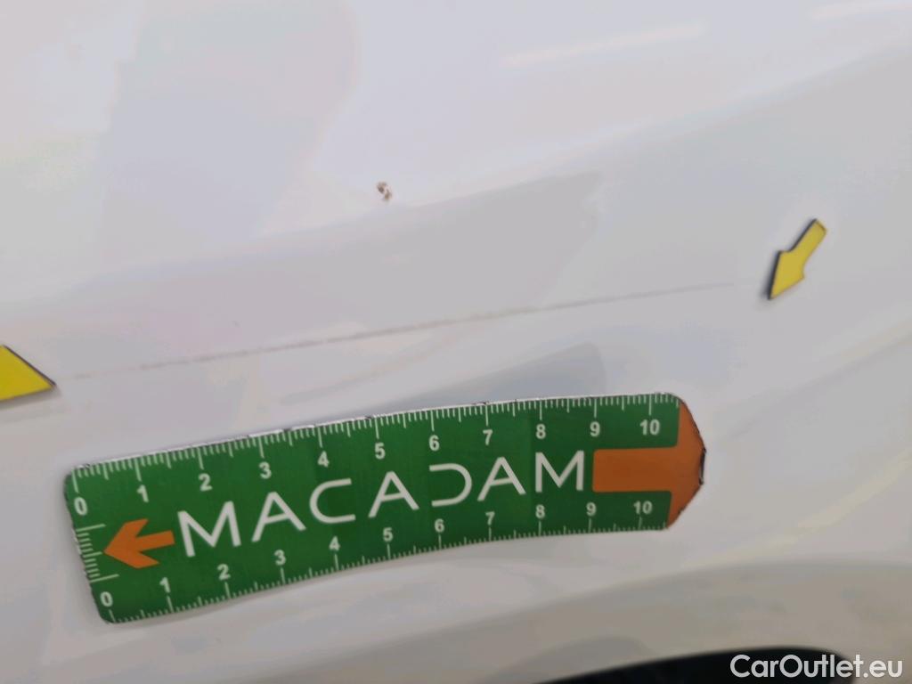  Opel  Corsa  F e Edition Business 50kWh BVA #16