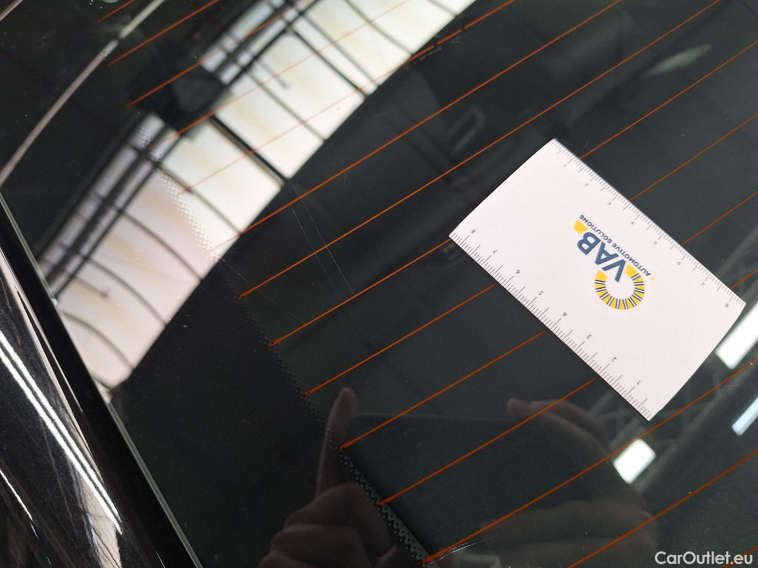  Mercedes  A-Klasse Mercedes, A-Class Berline '18, Mercedes-Benz  Limousine A 180 Business So #22