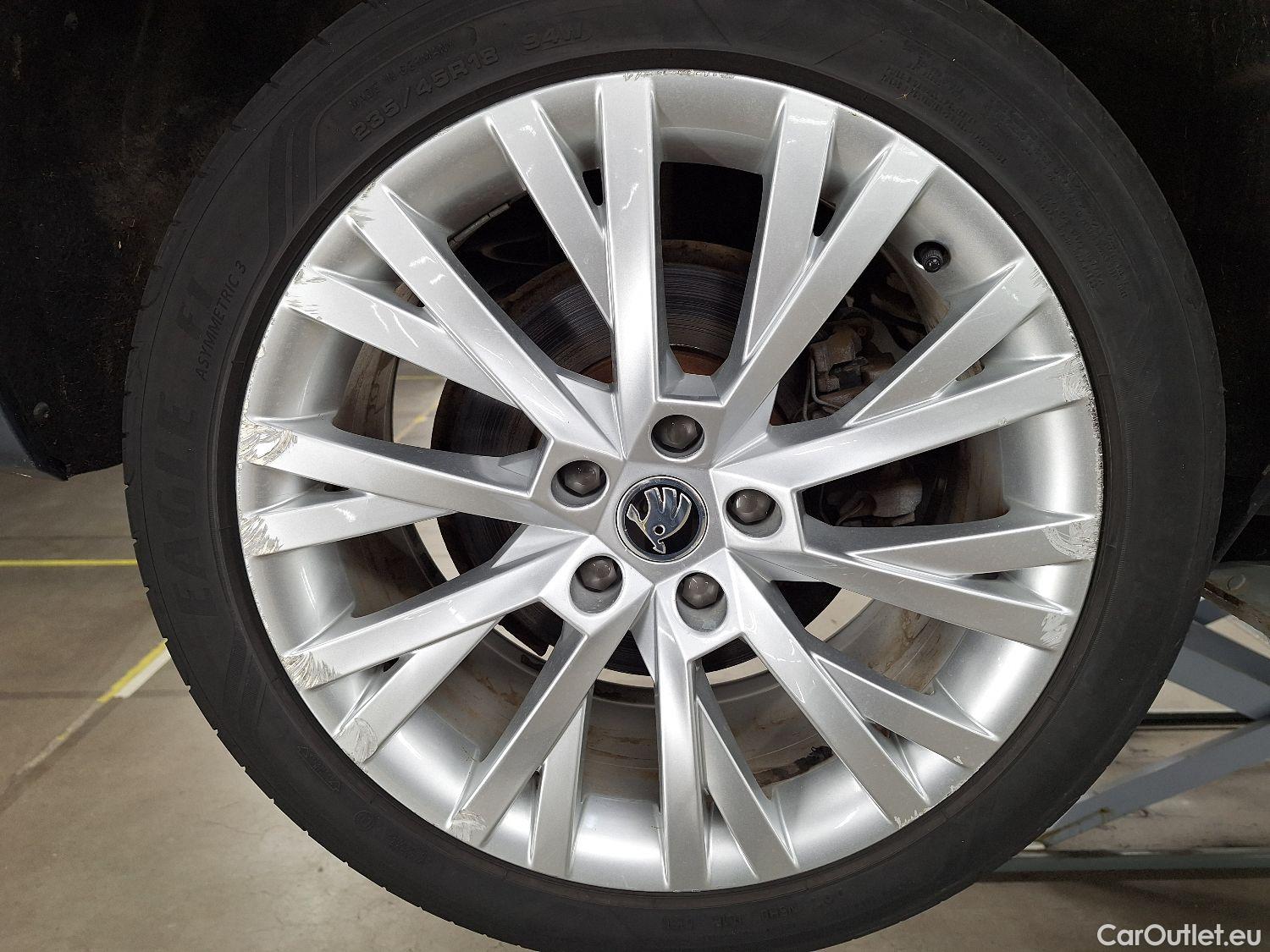  Skoda  Superb Skoda,  FL'19, Skoda  1.4 TSI iV 160kW DSG6 Style 5d #6