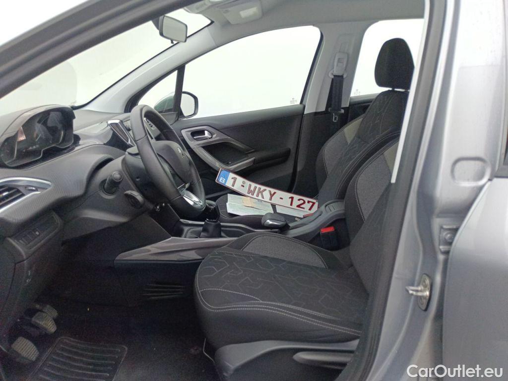 Peugeot  2008 Peugeot  1.2 Puretech 61kW S&S Active 5d #3
