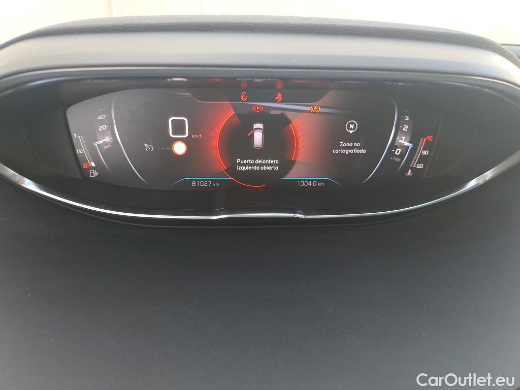  Land Rover  Discovery PEUGEOT 3008 / 2020 / 5P / todoterreno 1.2 PureTech 96KW (130CV) S&S Allure #37