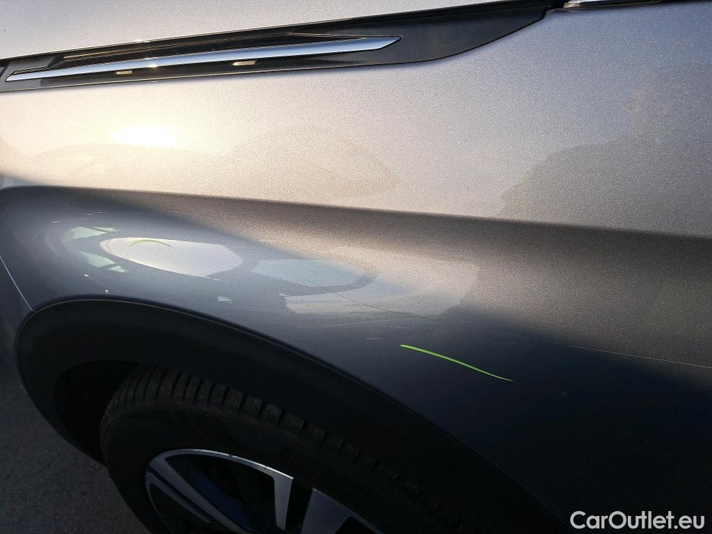  Land Rover  Discovery PEUGEOT 3008 / 2020 / 5P / todoterreno 1.2 PureTech 96KW (130CV) S&S Allure #26