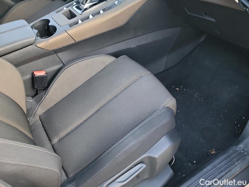  DS  DS7 DS DS 7 Crossback / 2017 / 5P / todoterreno BlueHDi DE 96kW (130CV) Auto. CHIC (AC) #16