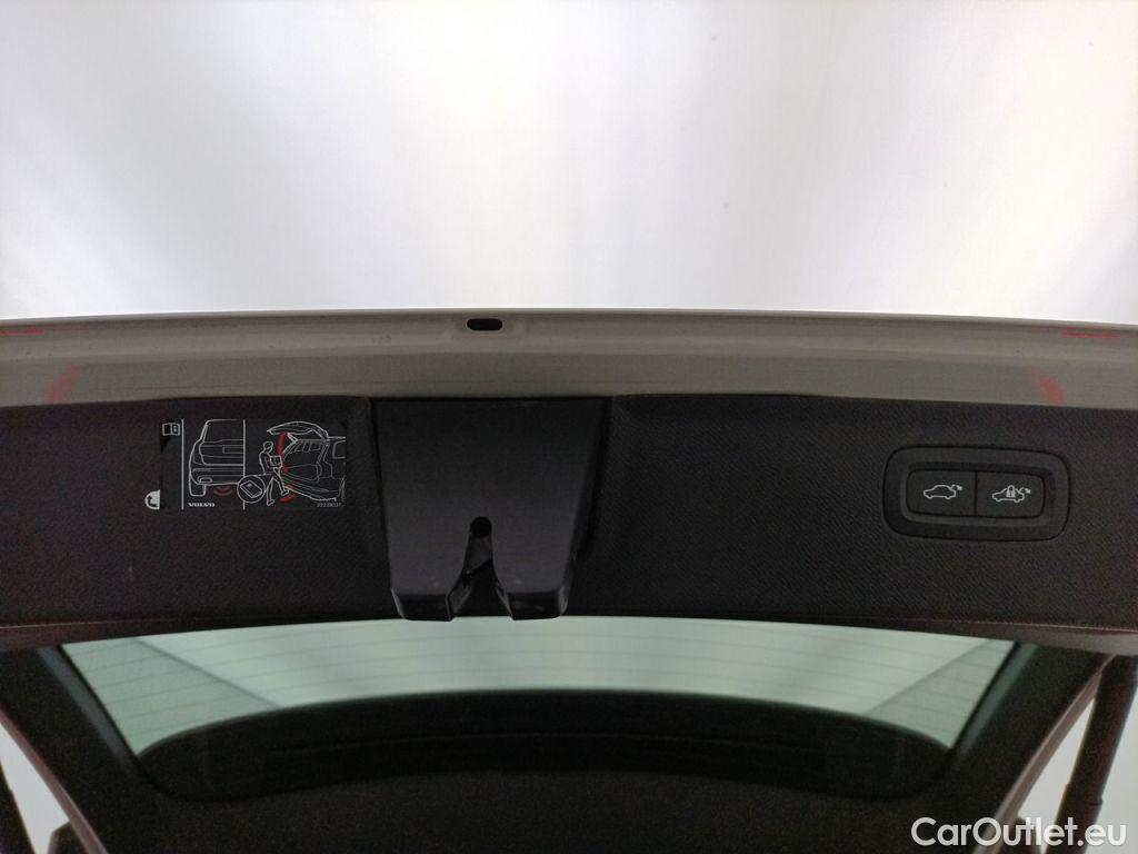 Volvo  XC90 Volvo  2.0 B5 D 4WD Geartronic Momentum Pro 7PL 5d #29