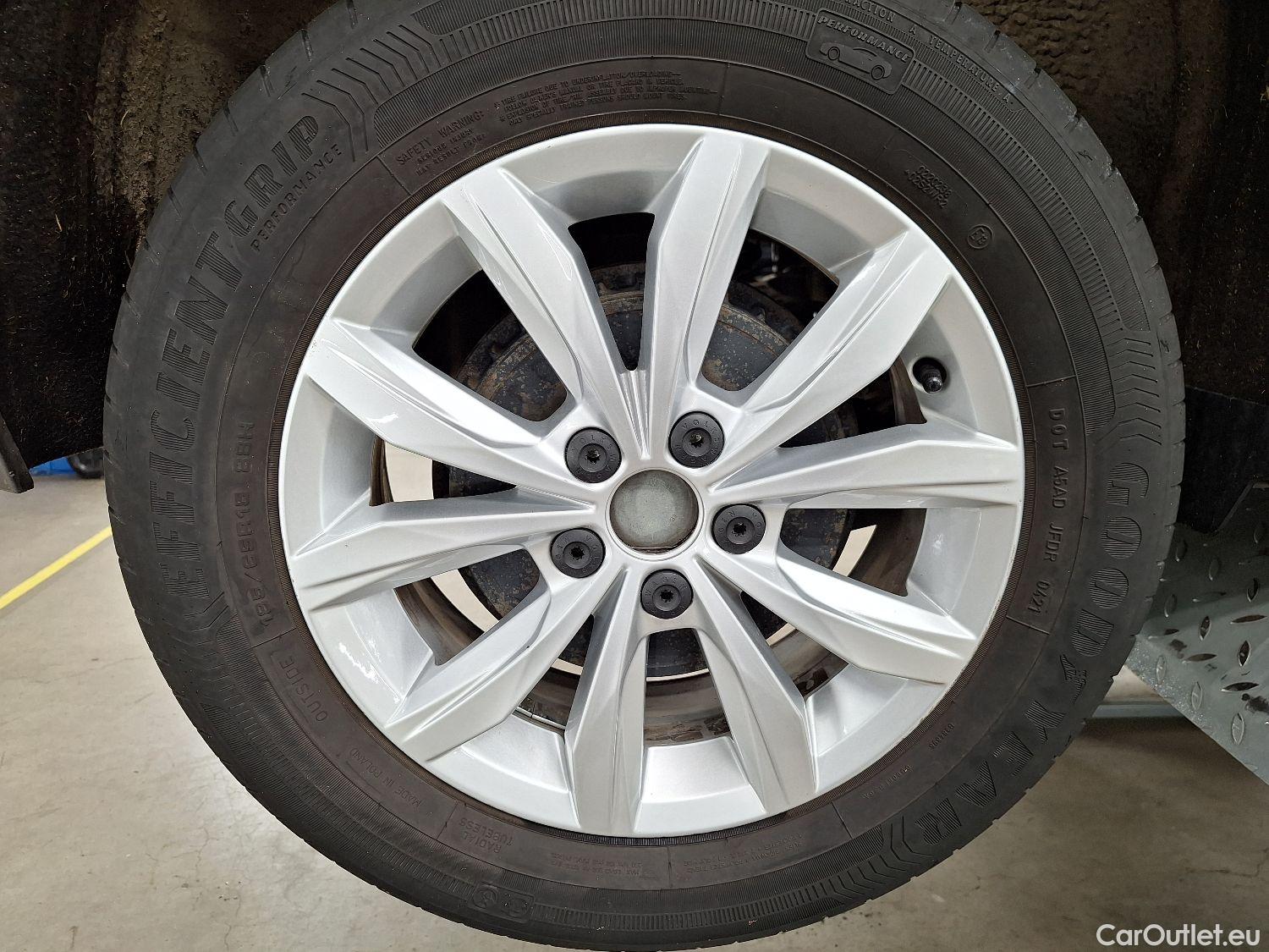 Volkswagen  Polo VW,  '17, Volkswagen  1.0 TSI Highline 5d #9