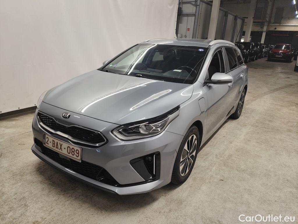 KIA  Cee'd KIA  Sportswagon Business Line 1.6 GDi PHEV DCT 5d #1