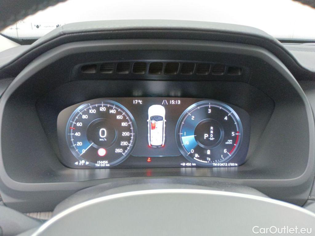 Volvo  XC90 Volvo  2.0 B5 D 4WD Geartronic Inscription 7PL. 5d #6