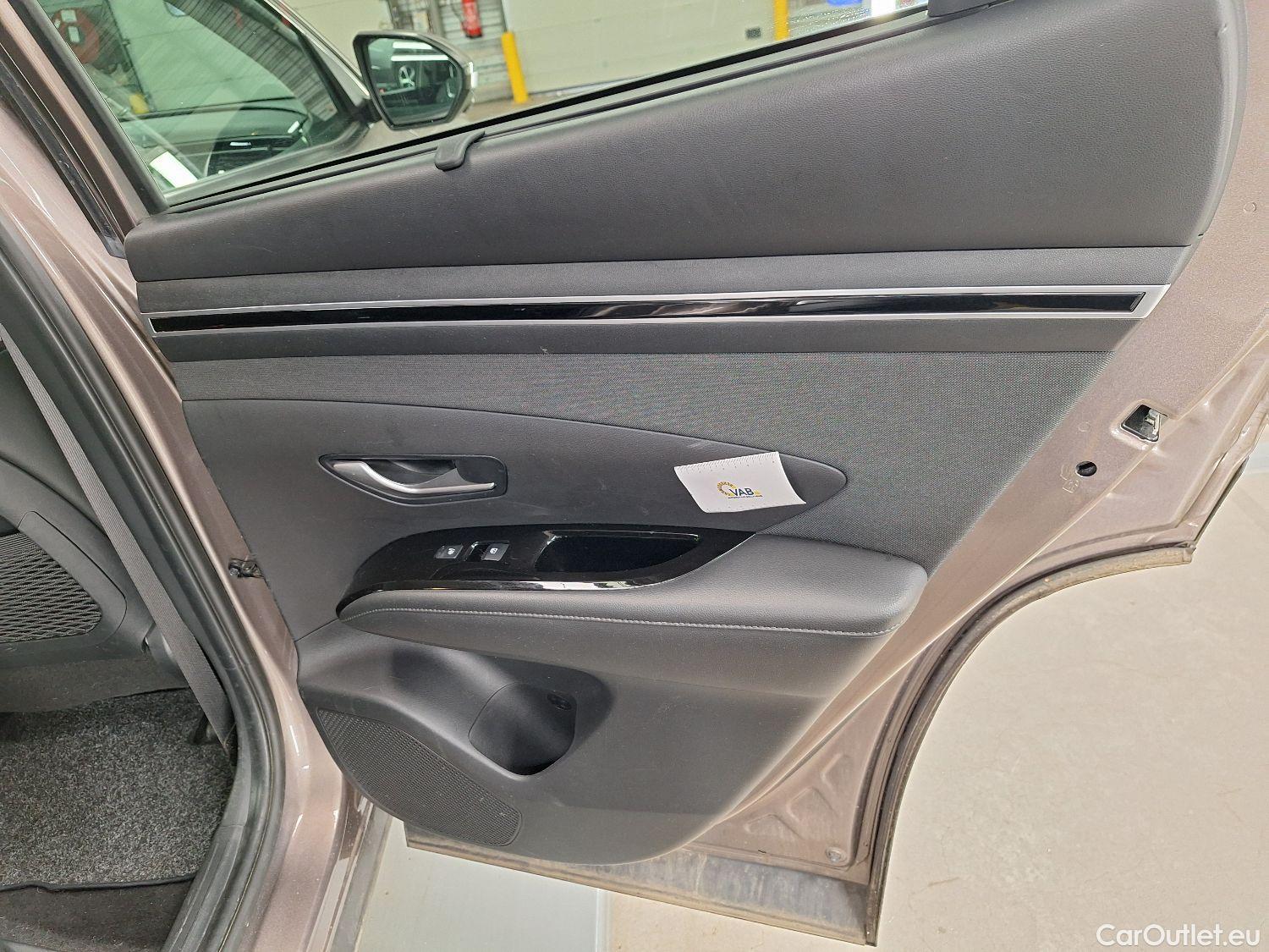  Hyundai  Tucson Hyundai,  '20 PHEV, Hyundai  1.6 T-GDi Plug-in Hybrid 4x4 Shine  #19