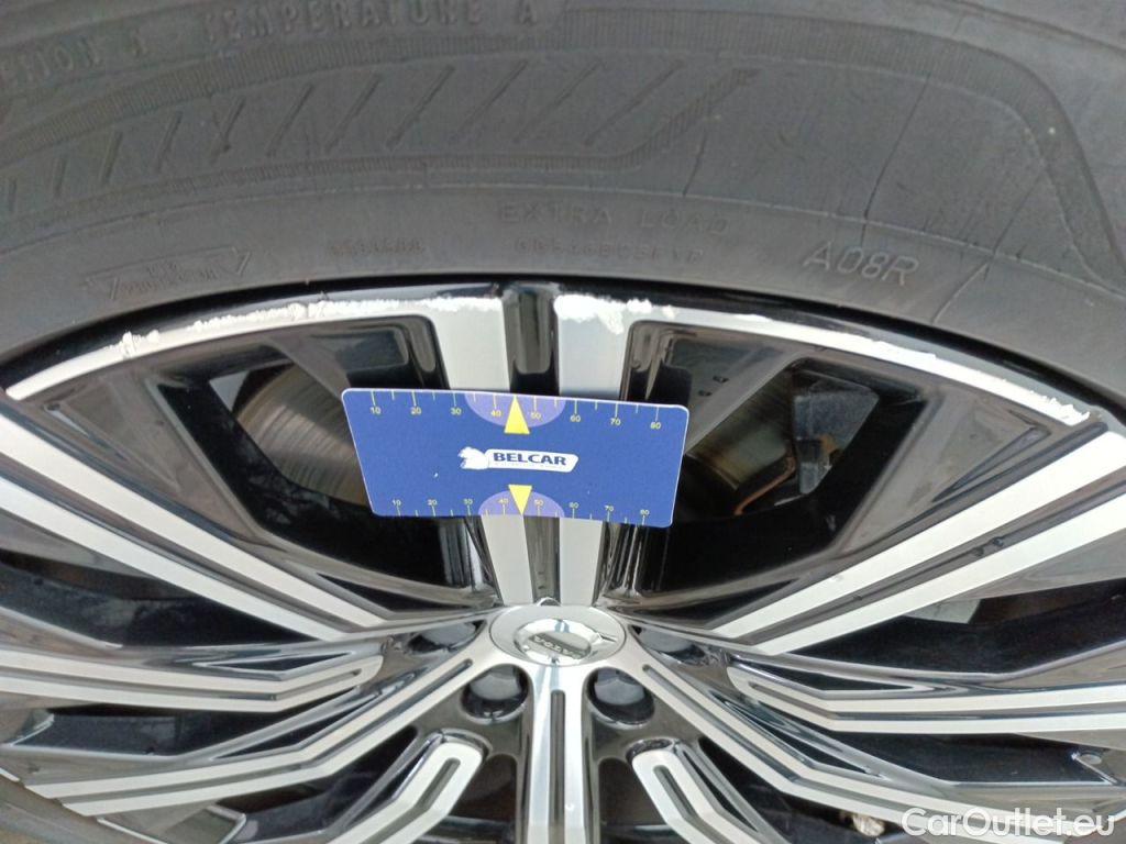 Volvo  XC90 Volvo  2.0 B5 D 4WD Geartronic Inscription 7PL. 5d #50