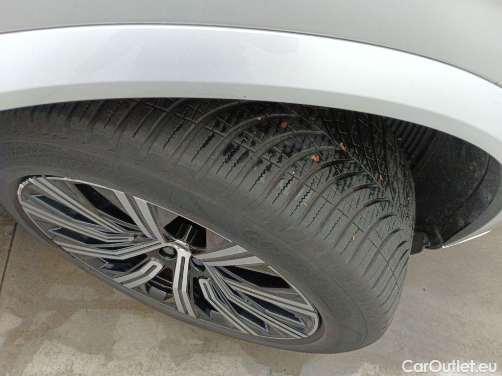 Volvo  XC90 Volvo  2.0 B5 D 4WD Geartronic Inscription 7PL. 5d #20