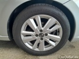  Nissan  Micra NISSAN  / 2016 / 5P / BERLINA IG¿T 100 ACENTA #17