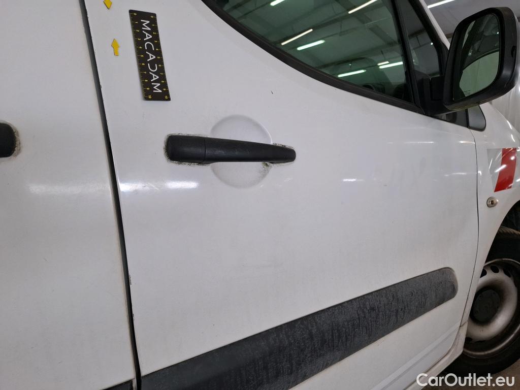  Citroen  Berlingo  Fourgon Club L1 (Court) 1.6 BlueHDi 100CV BVM5 E6 #22