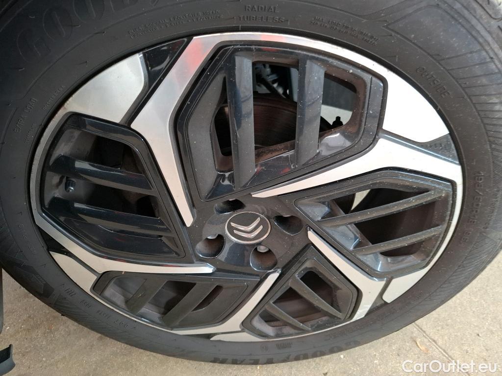  Citroen  C4  Berline Shine 1.2 PureTech 130CV BVM6 E6d #24