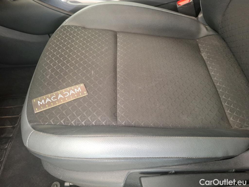  Nissan  Juke NISSAN  / 2019 / 5P / Crossover Hybrid 143 N-Connecta #18