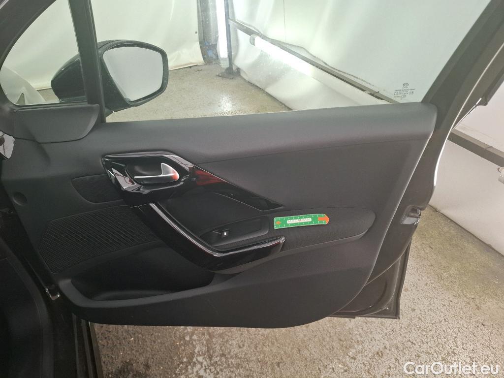  Peugeot  208  Affaire Premium Pack 1.6 HDi 75CV BVM5 E6 #17
