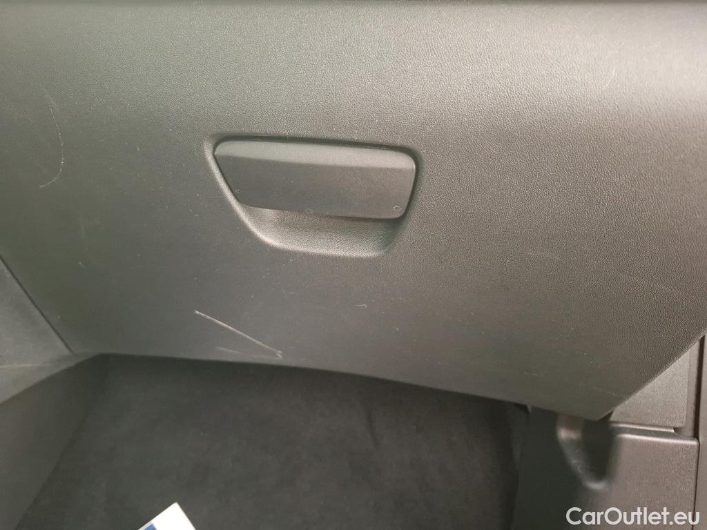  Peugeot  208  Affaire Premium Pack 1.6 HDi 75CV BVM5 E6 #15
