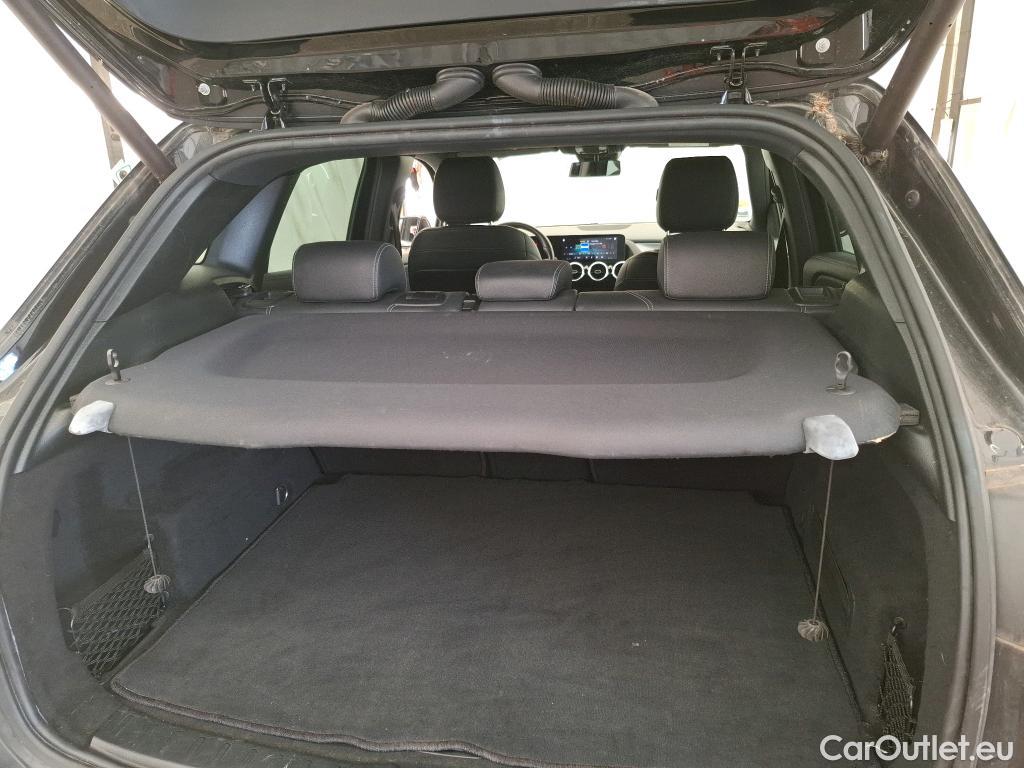  Mercedes  GLA MERCEDES-BENZ  / 2020 / 5P / SUV 2.0  200 D BUSINESS LINE DCT #6