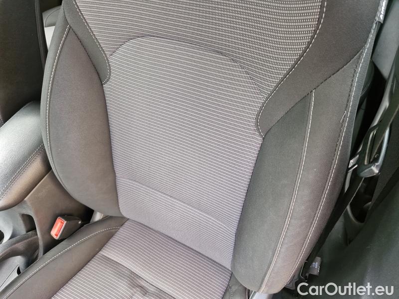  Hyundai  i30   cw (PD)(2017->)  kom.1.6CRDi 115 Comfort #8