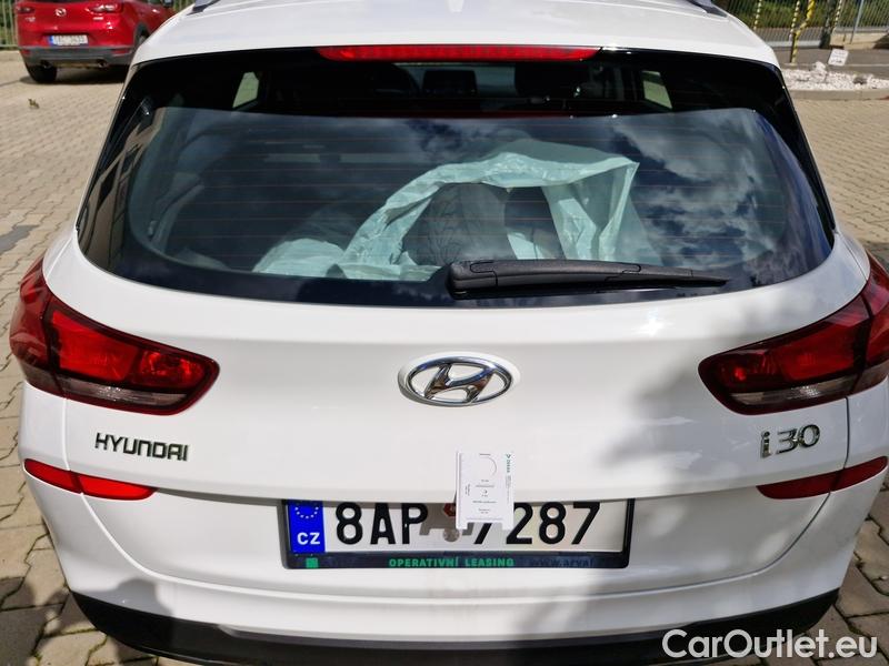  Hyundai  i30   cw (PD)(2017->)  kom.1.6CRDi 115 Comfort #12