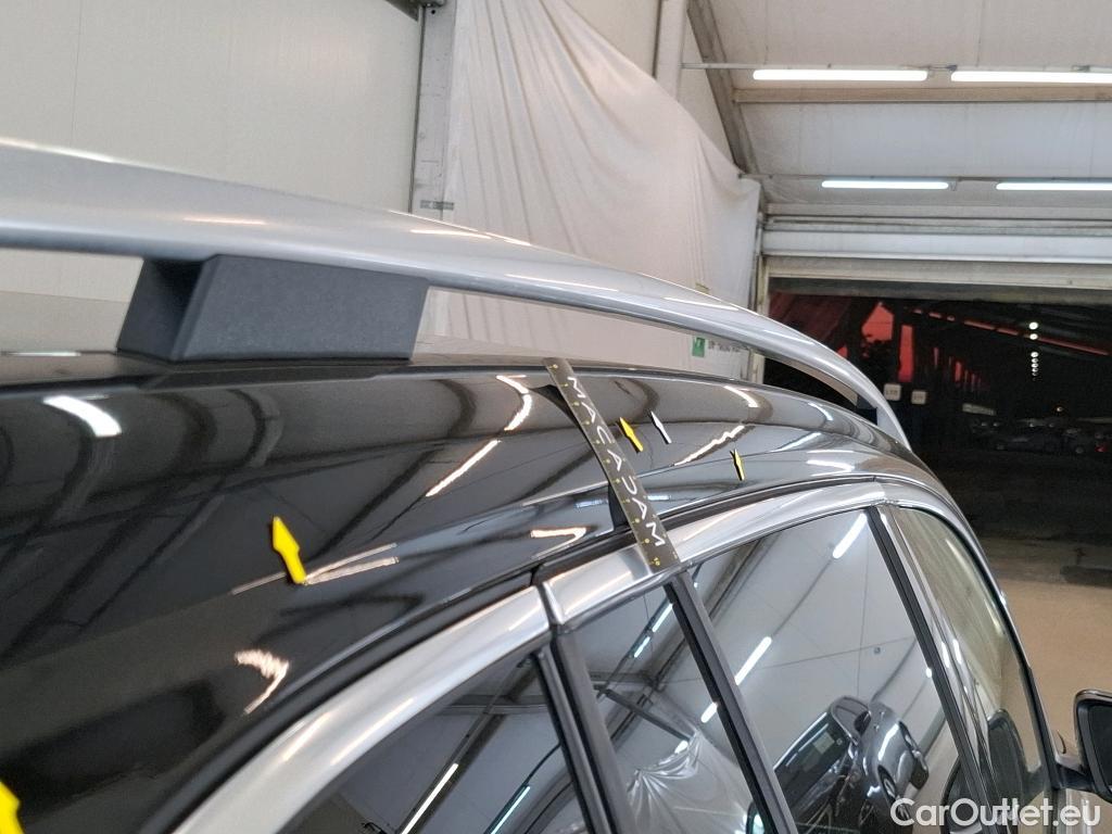  Mercedes  GLB  / 2019 / 5P / SUV  200 d AMG Line #8