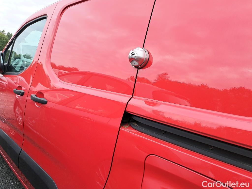  Citroen  Berlingo  Fourgon Driver M 650 1.2 PureTech 130CV BVA8 E6d #15