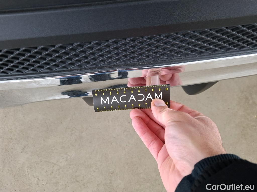  Mercedes  GLB  / 2019 / 5P / SUV  200 d AMG Line #18