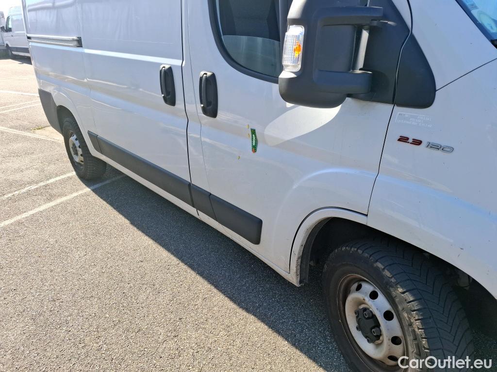  Fiat  Ducato FIAT   2014  4P  Fourgon tôlé 3 0 M H2 2 3 Multijet 120 Pack Pro Nav #25