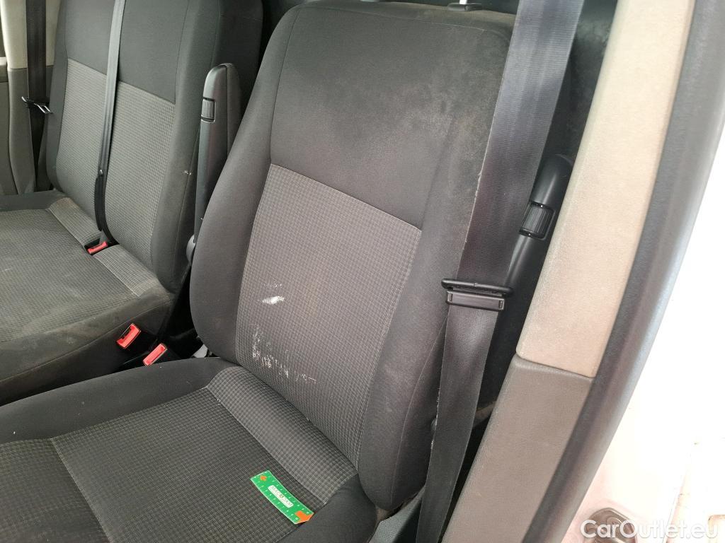  Volkswagen  Transporter  / 2019 / 4P / Fourgon tôlé 2.0 TDi 150 DSG7 L1H1 Business Line Plus #27