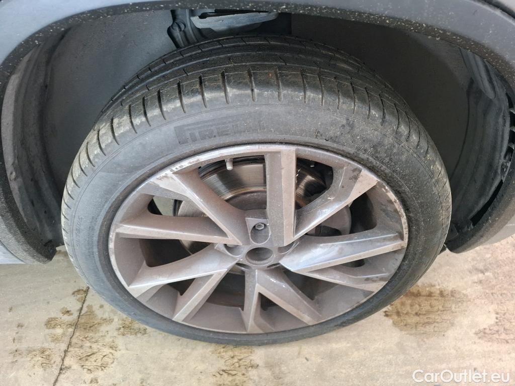  Skoda  Kodiaq SKODA   2016  5P  SUV 2 0 TDI 150 SCR DSG7 7 Pl  #19