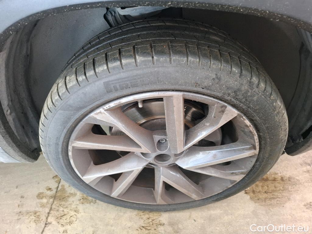  Skoda  Kodiaq SKODA   2016  5P  SUV 2 0 TDI 150 SCR DSG7 7 Pl  #5
