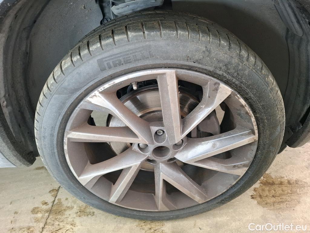  Skoda  Kodiaq SKODA   2016  5P  SUV 2 0 TDI 150 SCR DSG7 7 Pl  #6
