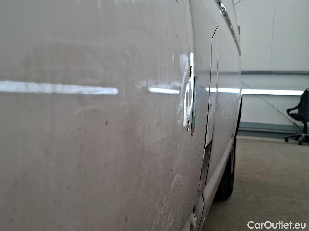  Volkswagen  Transporter  / 2019 / 4P / Fourgon tôlé 2.0 TDi 150 DSG7 L1H1 Business Line Plus #49