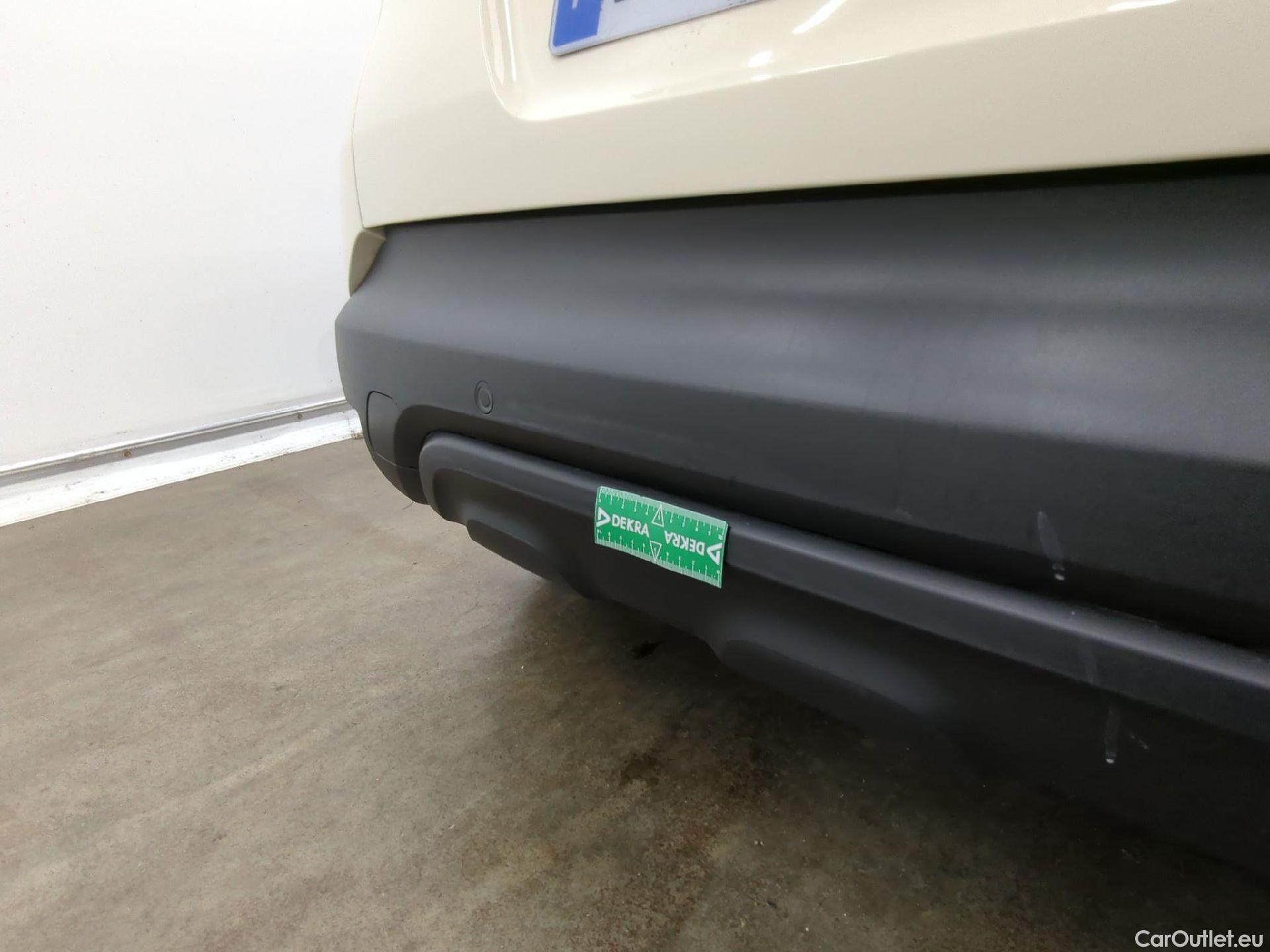  Renault  Captur RENAULT  5p Crossover Business dCi 90 - 18 #16