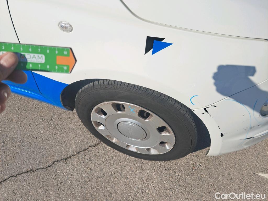  Fiat  500 FIAT  / 2015 / 3P / berlina con portón Pop 1.2 8v 51KW (69 CV) #48
