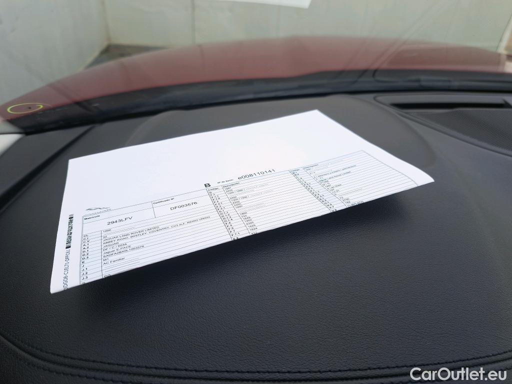  Jaguar  E-PACE JAGUAR  / 2017 / 5P / todoterreno 2.0P 147kW 4WD Auto #3