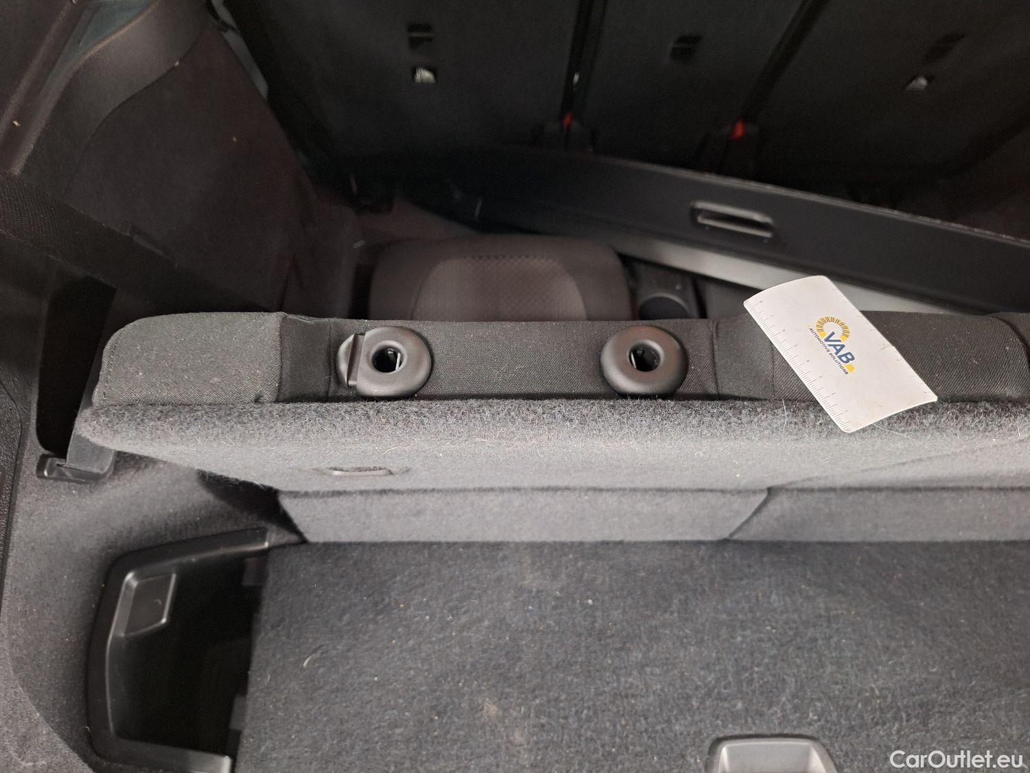  Bmw  Serie 2 BMW, 2-serie GranTour '18, BMW 2 Reeks Gran Tourer 218d (110kW) Aut. 5d 7places  #29
