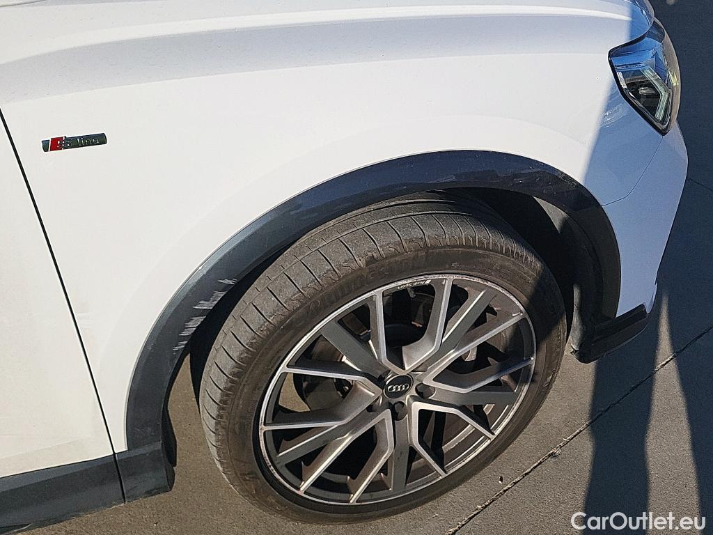  Audi  Q3 AUDI  Sportback / 2019 / 5P / todoterreno 40 TDI 140kW S tronic Quattro Black Line #13