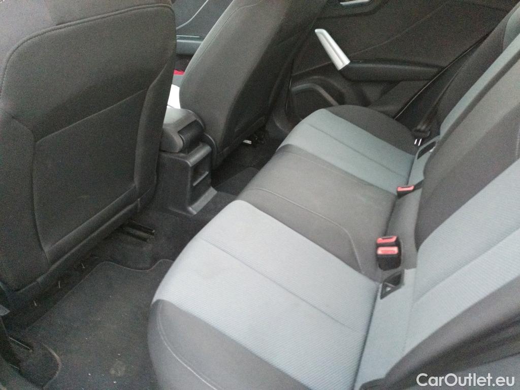  Audi  Q2 AUDI  / 2016 / 5P / todoterreno Design 30 TFSI 85kW (116CV) (AC) #14