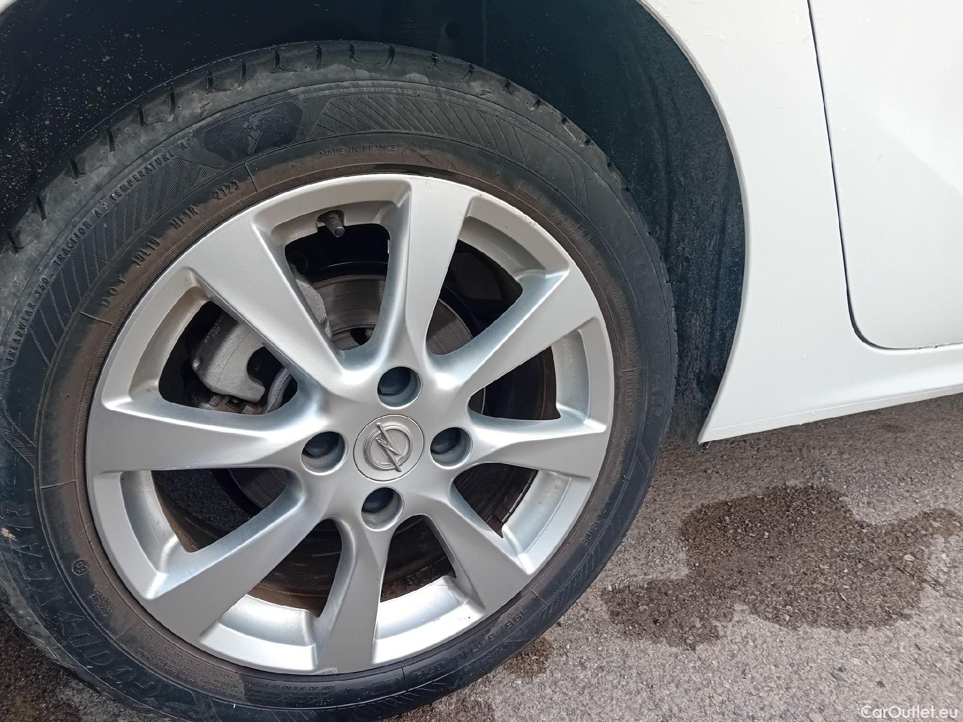  Opel  Corsa OPEL  / 2019 / 5P / berlina con portón 1.2T XHL 74kW (100CV) Elegance (CX) #8