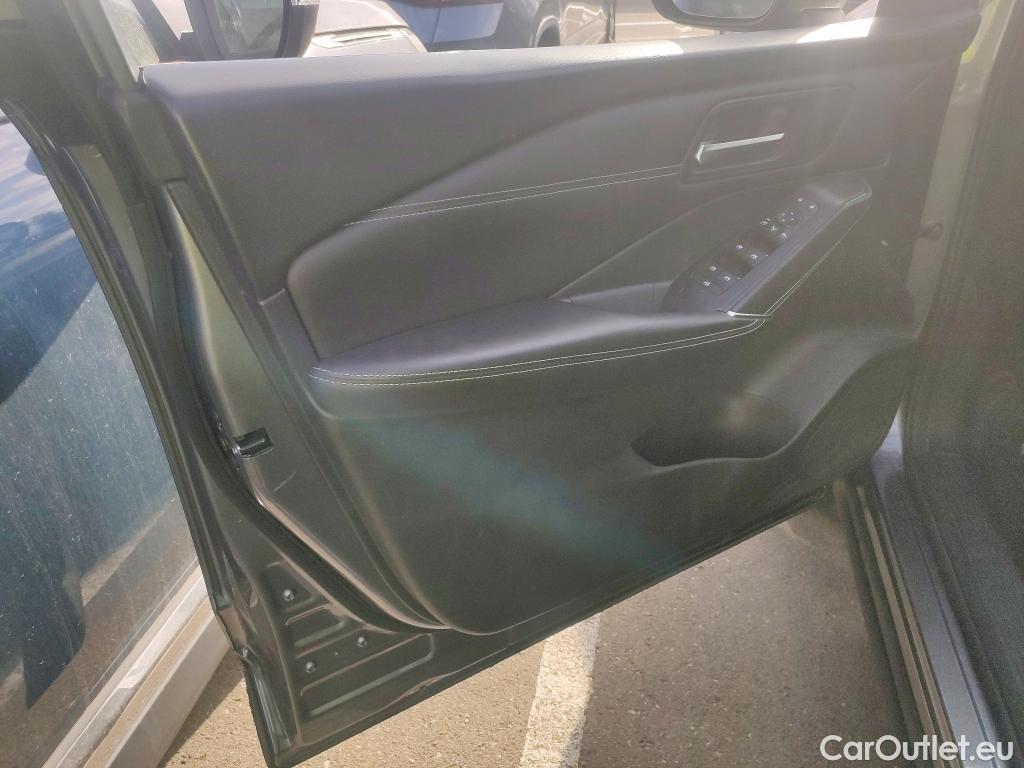  Nissan  Qashqai NISSAN  / 2021 / 5P / todoterreno DIG-T 116kW Xtronic N-Connecta #18