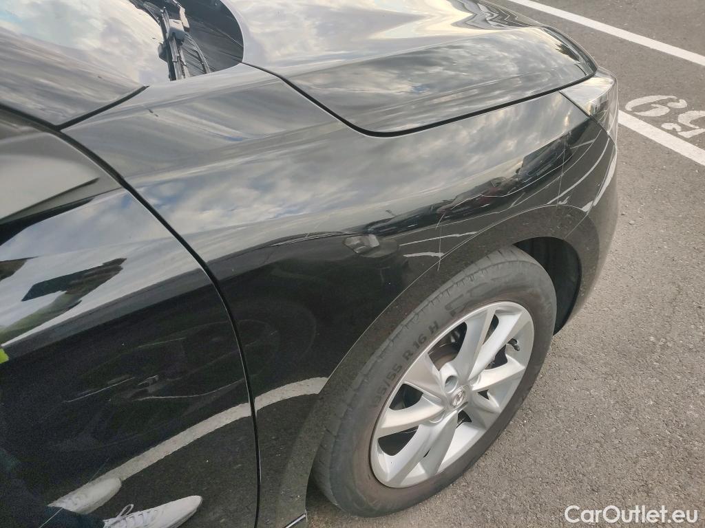  Opel  Corsa OPEL  / 2019 / 5P / berlina con portón 1.2T XHL 74kW (100CV) Elegance #21